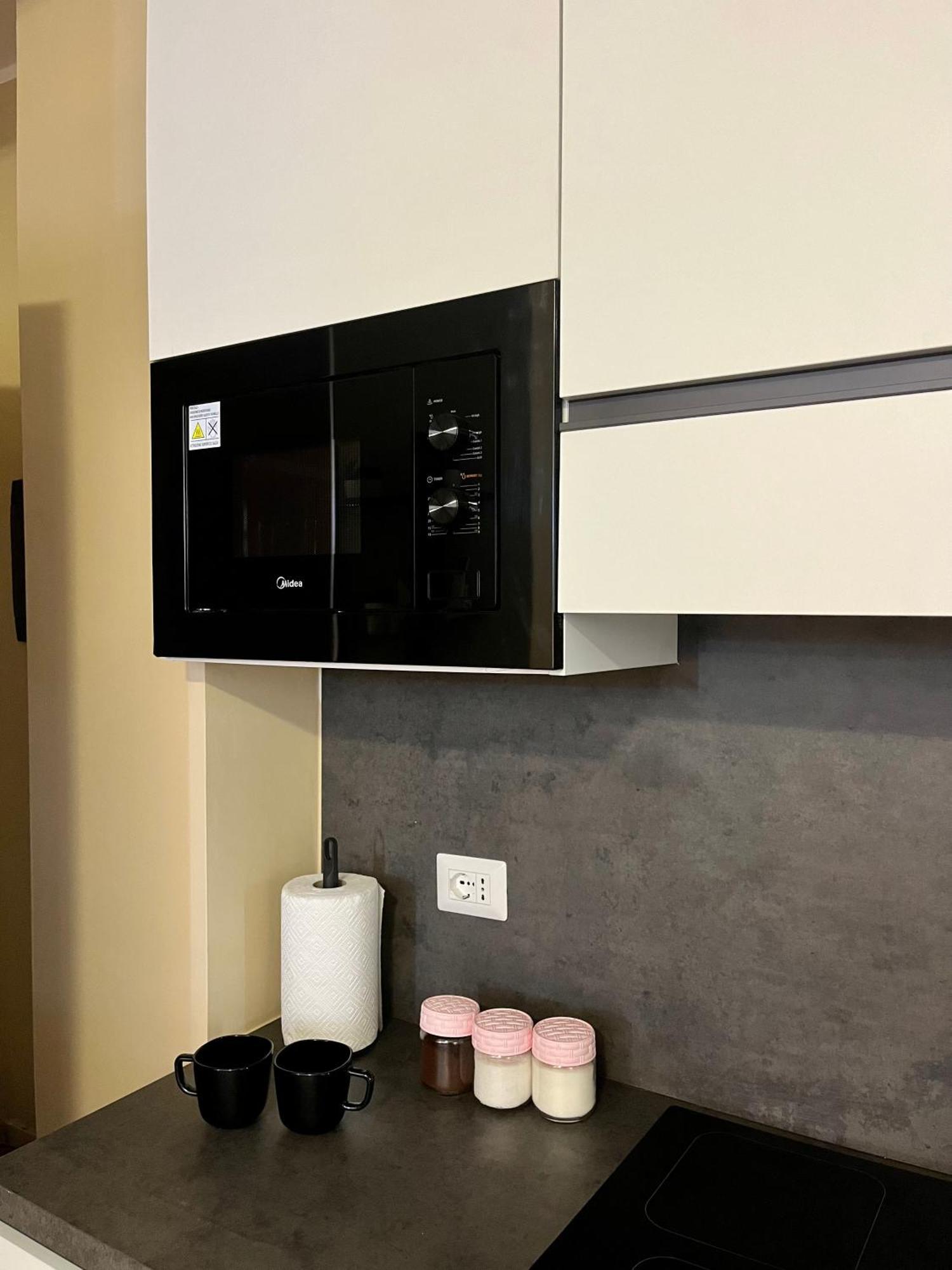 Dimora Chic - A 5 Fermate Dal Duomo Villa Milano Exteriör bild