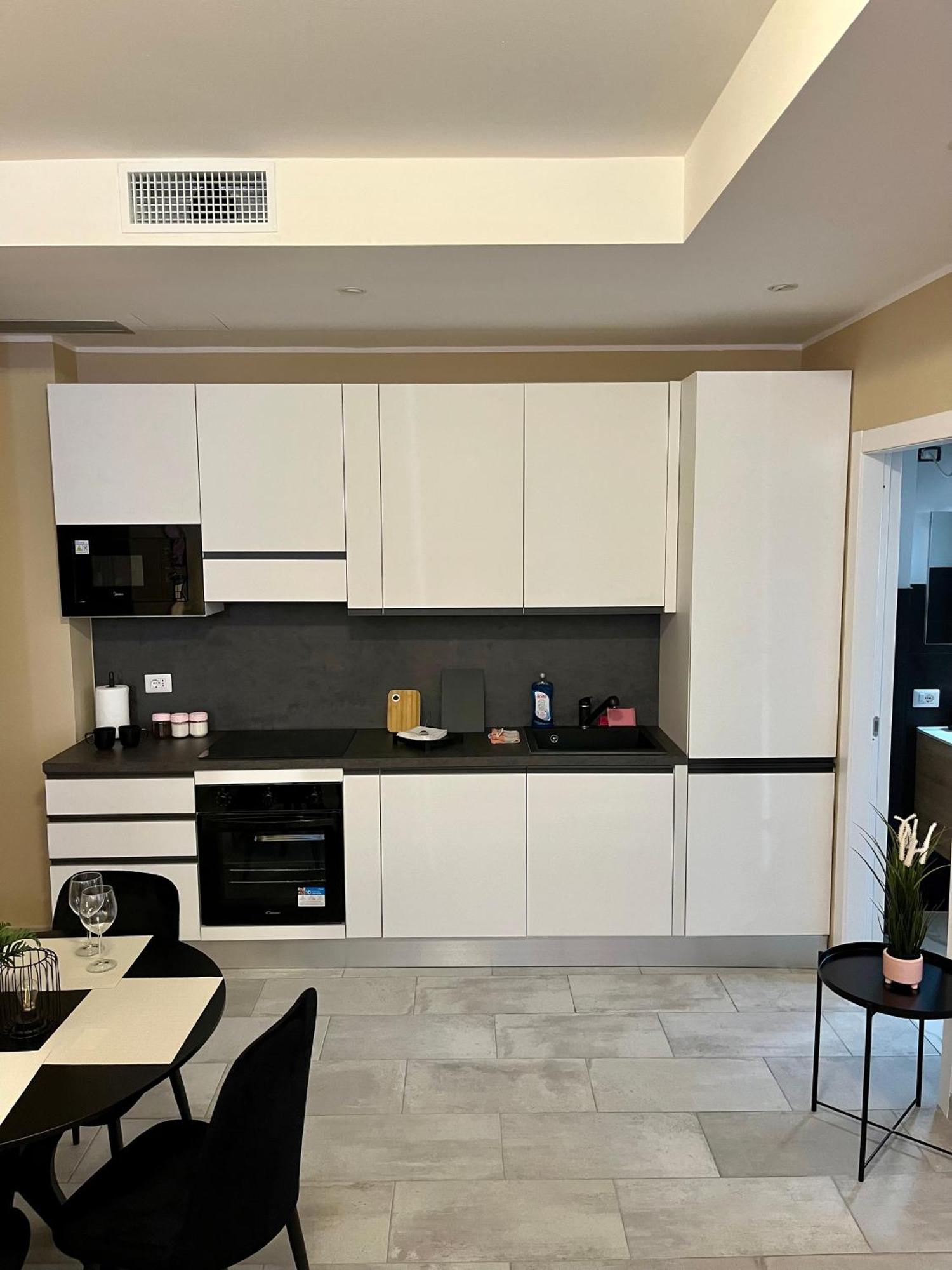Dimora Chic - A 5 Fermate Dal Duomo Villa Milano Exteriör bild